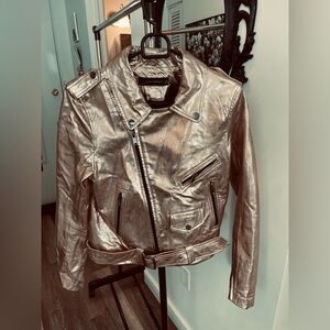 Zara jacket it’s a very nice metallic copper colour